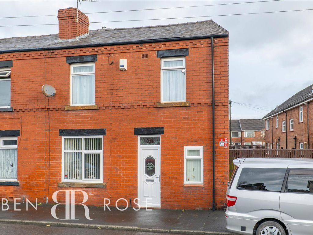 3 bed end terrace house for sale in Tootell Street, Chorley PR7, £119,995