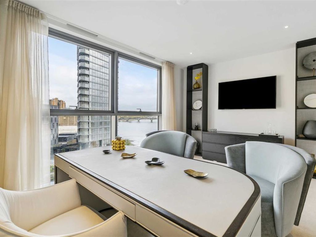 4 bed flat to rent in Waterfront Drive, London SW10, £21,667 pcm
