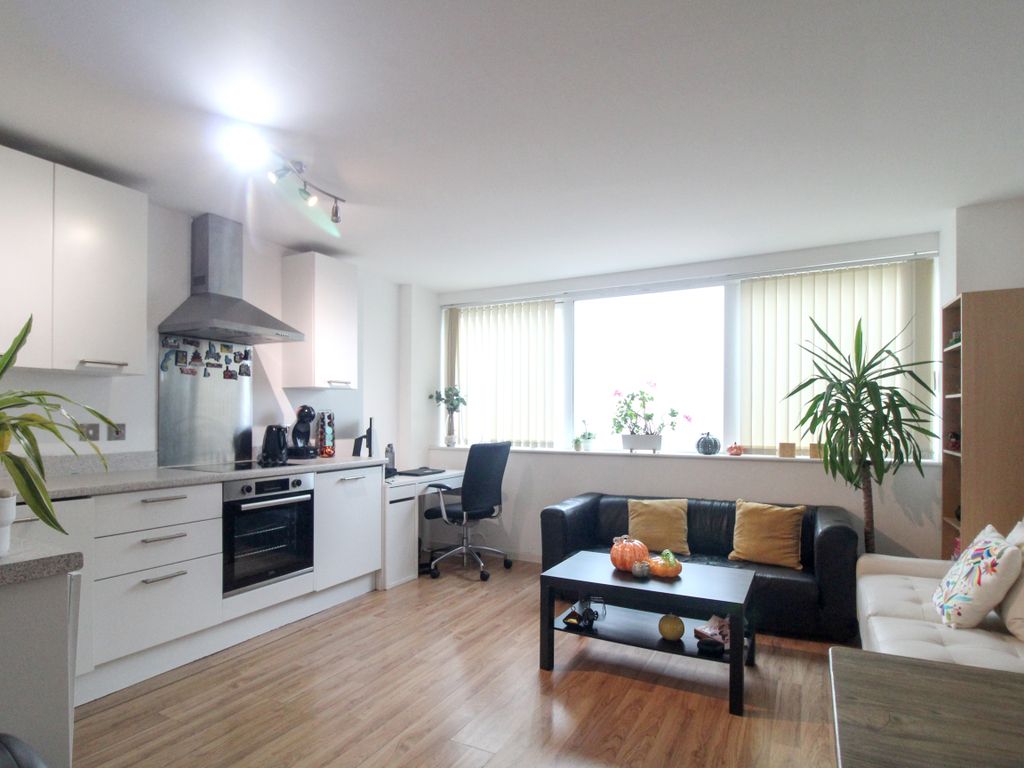 1 bed flat for sale in Marco Island, Huntingdon Street, Nottingham NG1, £90,000