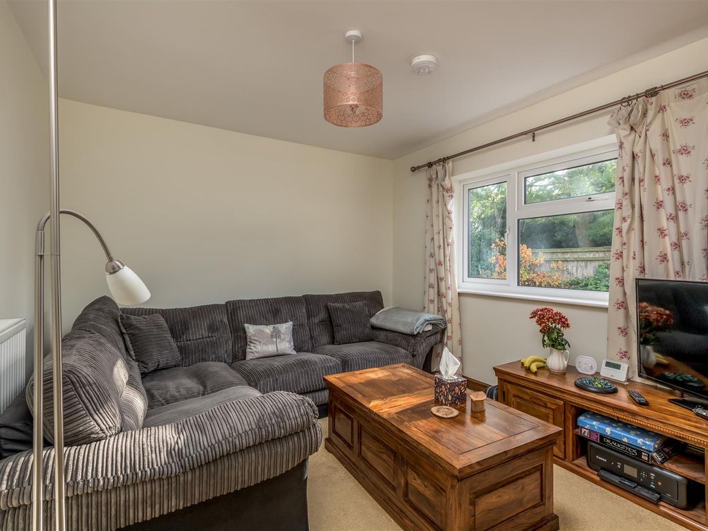 5 bed detached house for sale in Kimbolton Road, Bolnhurst, Bedford MK44, £1,250,000