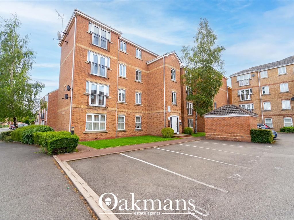 2 bed flat for sale in Harper Grove, Tipton DY4, £120,000