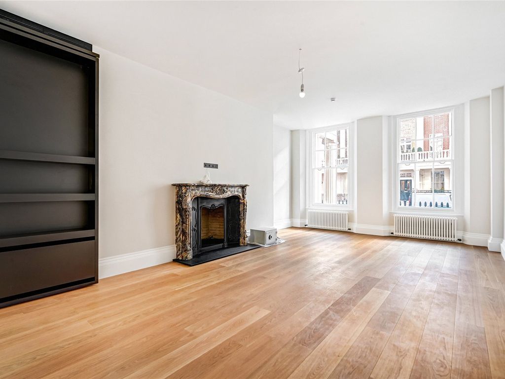 3 bed flat to rent in Eaton Place, Belgravia SW1X, £17,333 pcm