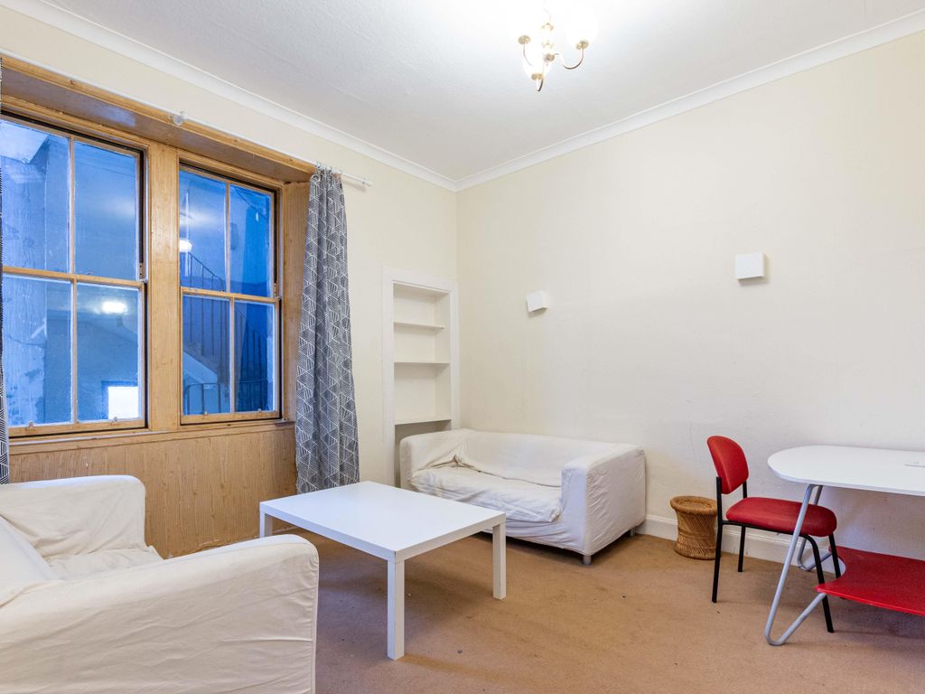 2 bed flat to rent in Causewayside, Edinburgh EH9, £1,225 pcm
