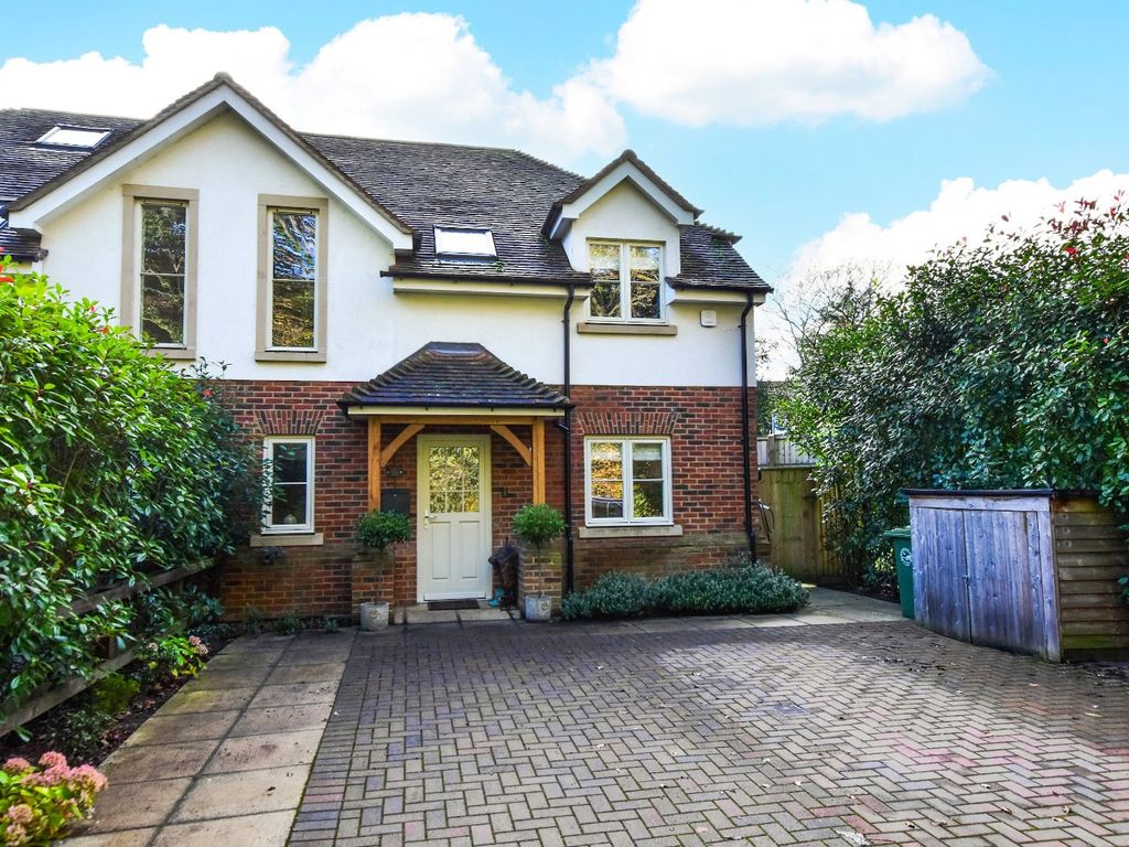 3 bed semi-detached house for sale in South Road, Amersham, Buckinghamshire HP6, £800,000
