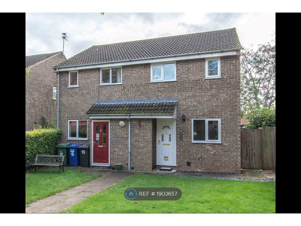 3 bed semi-detached house to rent in Peacocks Close, Middleton Cheney, Banbury OX17, £1,200 pcm