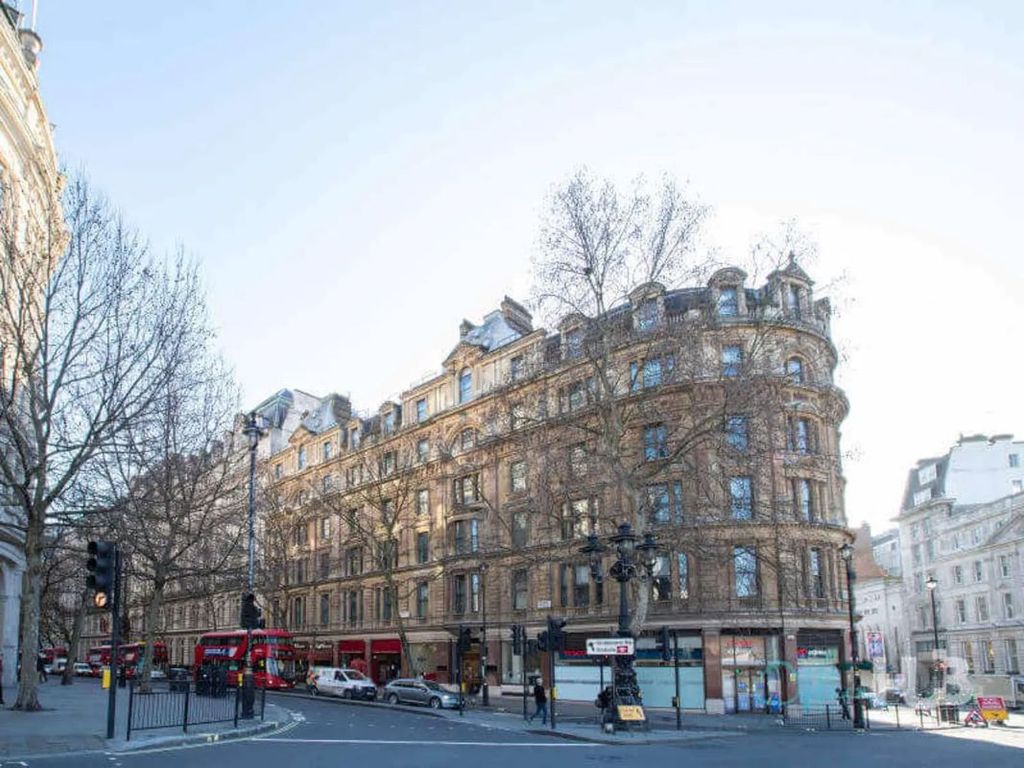 Office to let in Northumberland Avenue, London WC2N, £9,000 pa