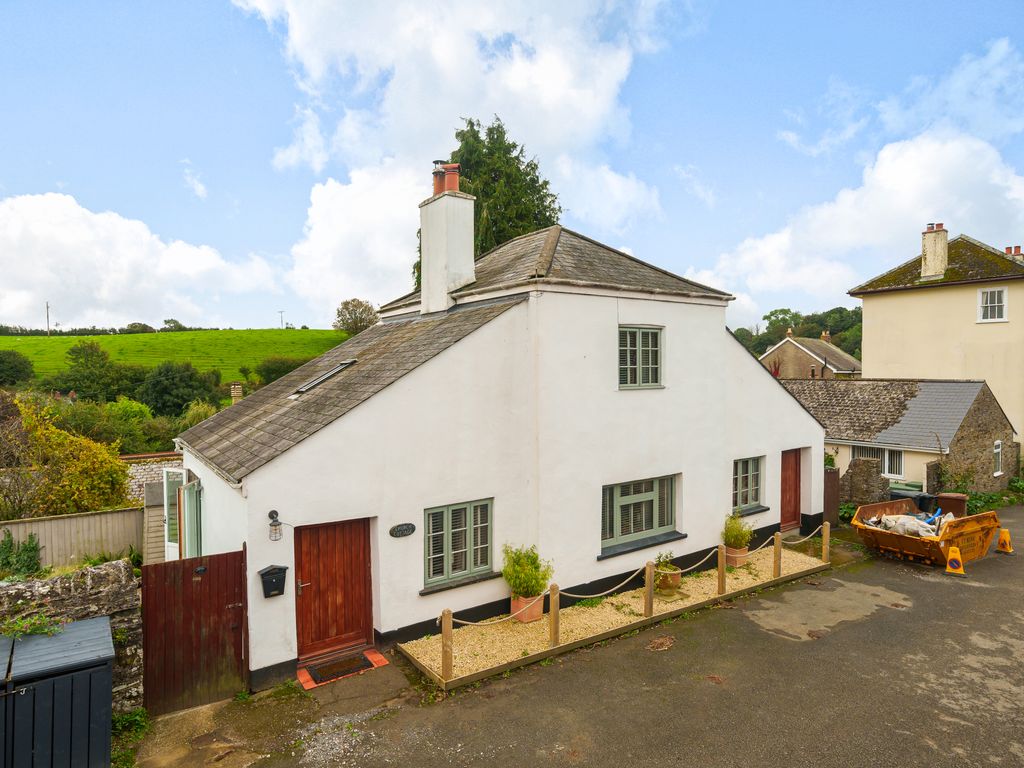 2 bed cottage for sale in Harberton, Totnes TQ9, £500,000