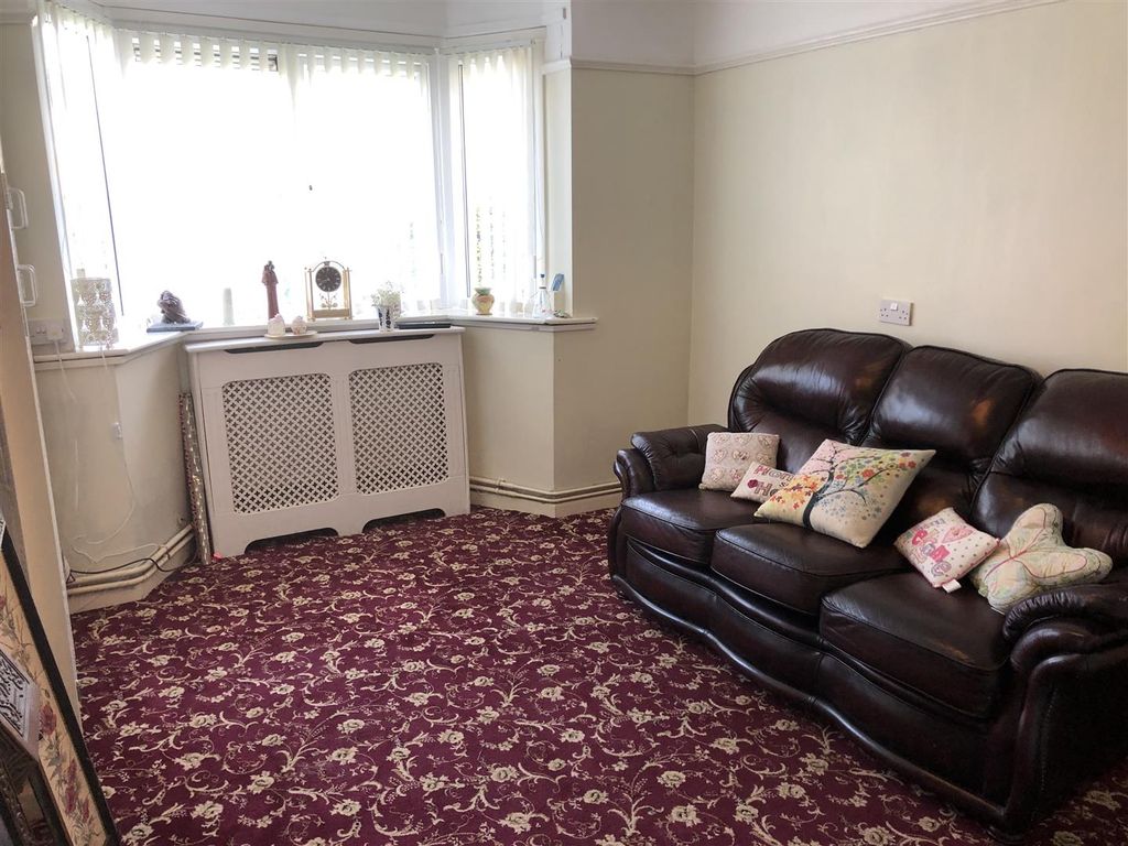 1 bed flat for sale in Molyneux Road, Aughton, Ormskirk L39, £125,000