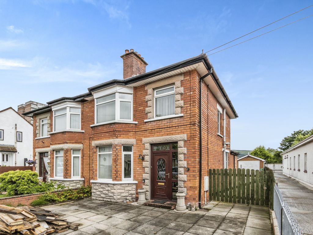 3 bed semi-detached house for sale in Locksley Gardens, Belfast BT10, £150,000
