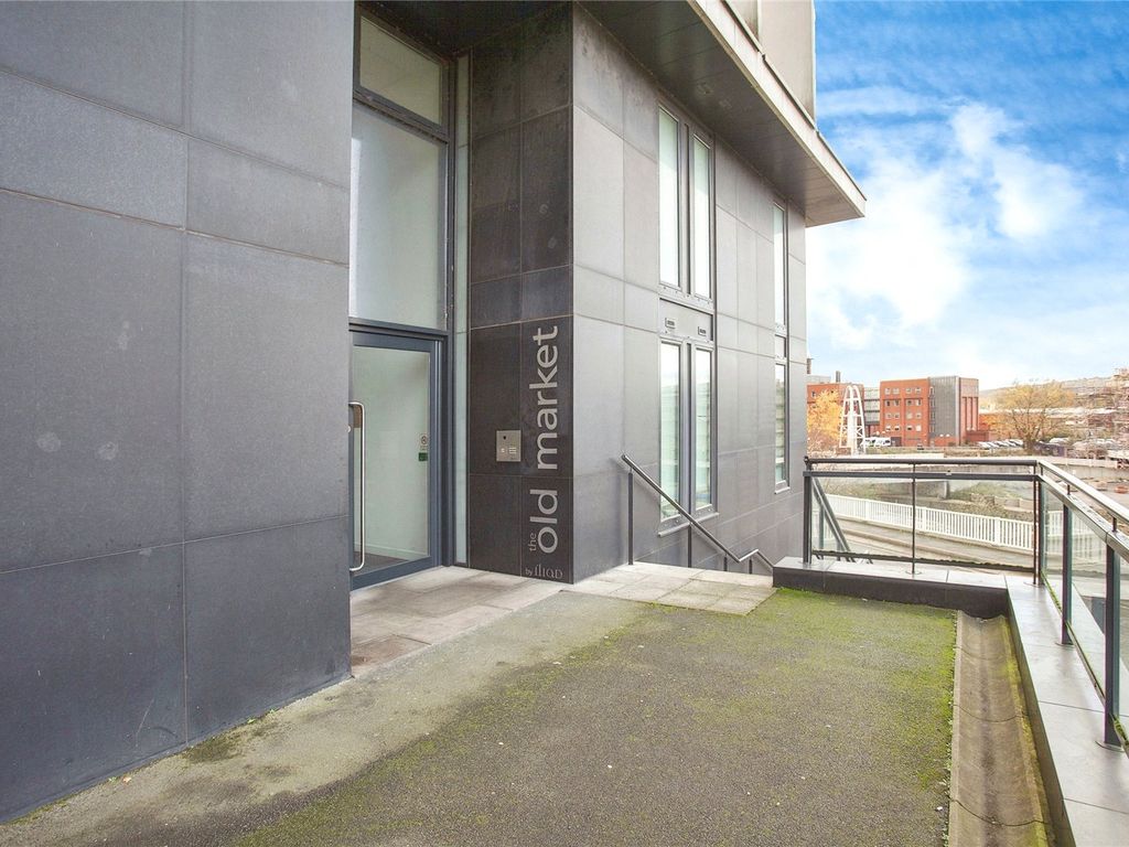 2 bed flat for sale in Market Street, Rotherham, South Yorkshire S60, £98,000
