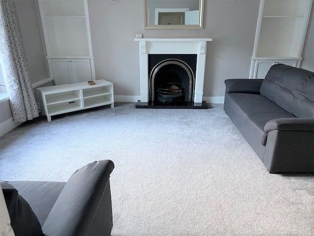 2 bed flat to rent in Fonthill Road, City Centre, Aberdeen AB11, £850 pcm