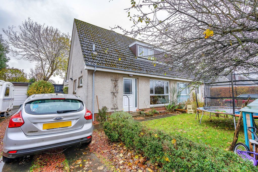 3 bed semi-detached house for sale in King's Avenue, Longniddry EH32, £270,000