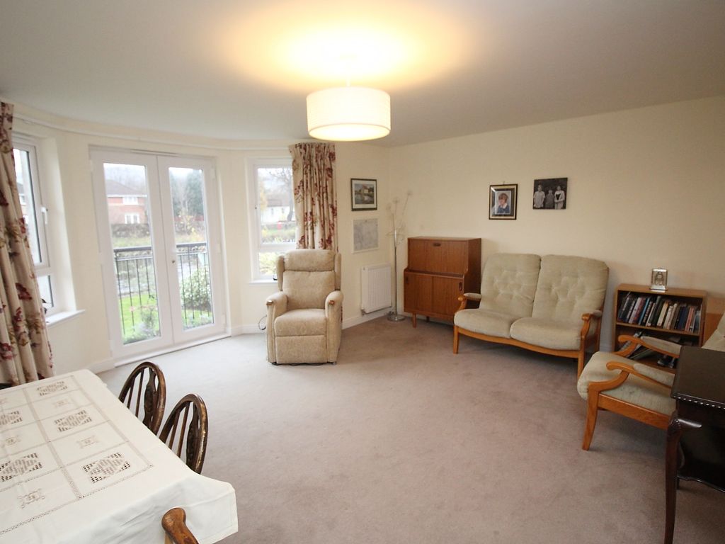 2 bed flat for sale in Willowbank Gardens, Bonhill, Alexandria G83, £129,500