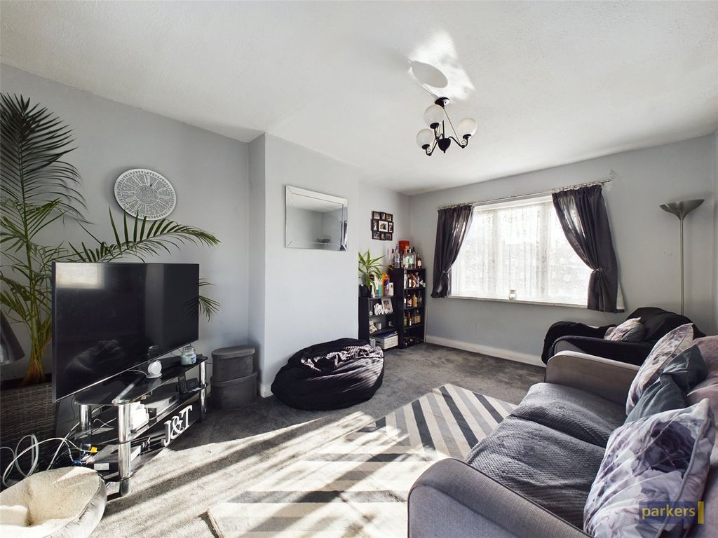 2 bed semi-detached house for sale in Padstow Gardens, Reading, Berkshire RG2, £325,000