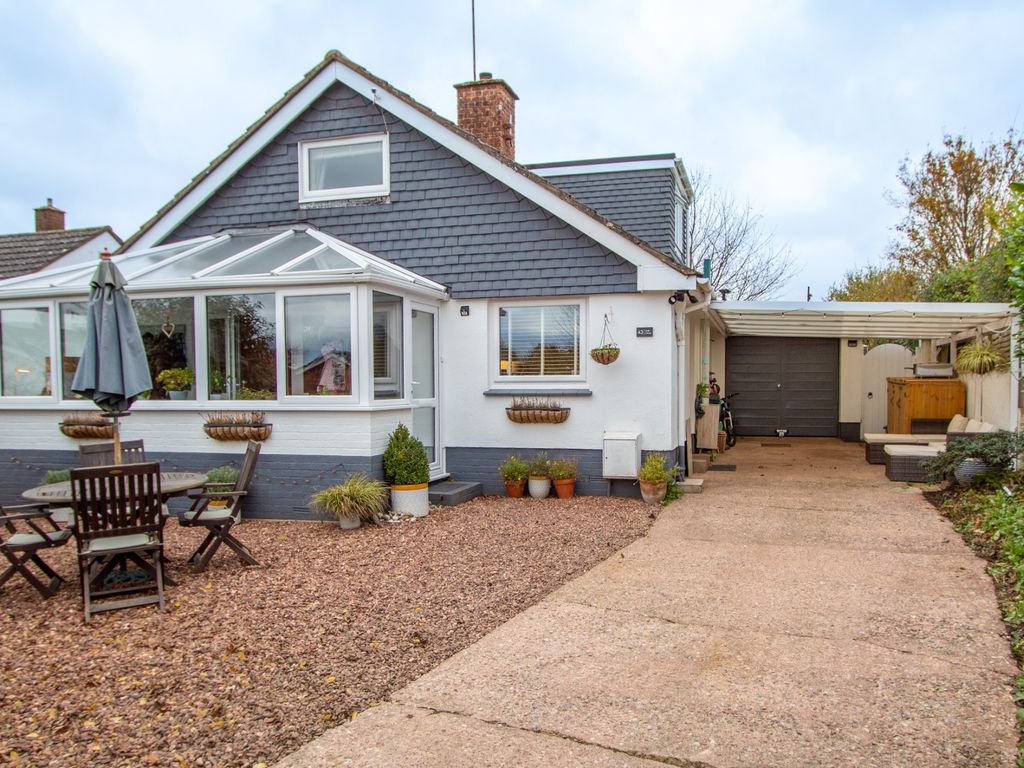 3 bed bungalow for sale in Oak Close, Ottery St. Mary EX11, £520,000