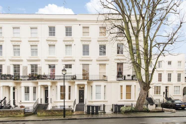 2 bed flat for sale in Belgrave Gardens, London NW8, £700,000