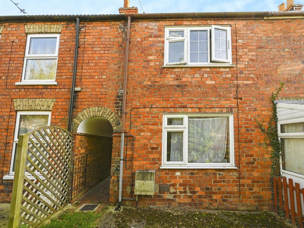 2 bed terraced house for sale in Alma Place, Spilsby PE23, £110,000