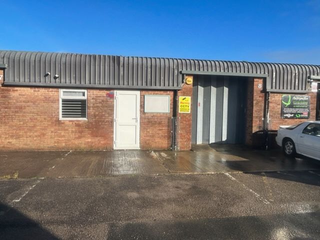 Warehouse to let in Maundrell Road, Calne SN11, £9,750 pa