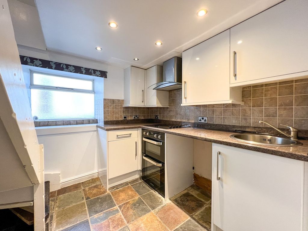 2 bed cottage for sale in Marsh, Honley, Holmfirth HD9, £159,950