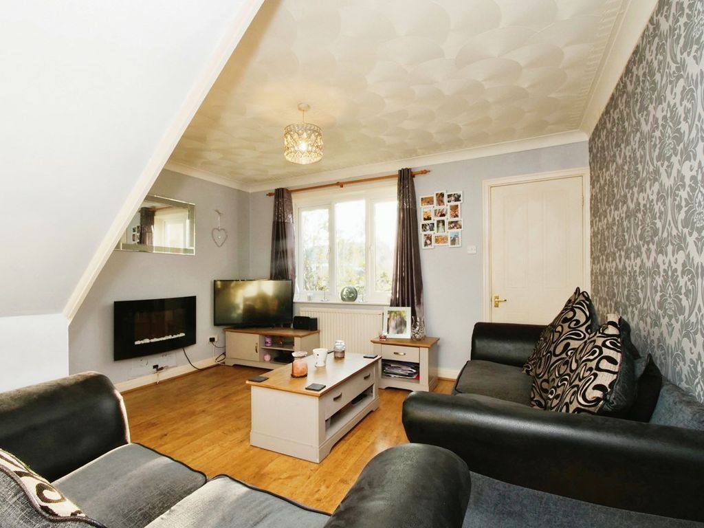 2 bed semi-detached house for sale in Longwood Road, York YO30, £238,000