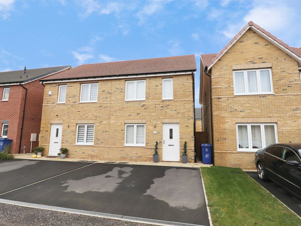 3 bed semi-detached house for sale in Primrose Gardens, Auckley, Doncaster DN9, £210,000