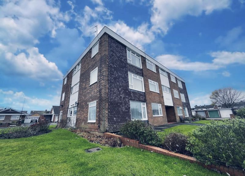 1 bed flat for sale in Rodney Court, Whitley Lodge, Whitley Bay NE26, £94,950