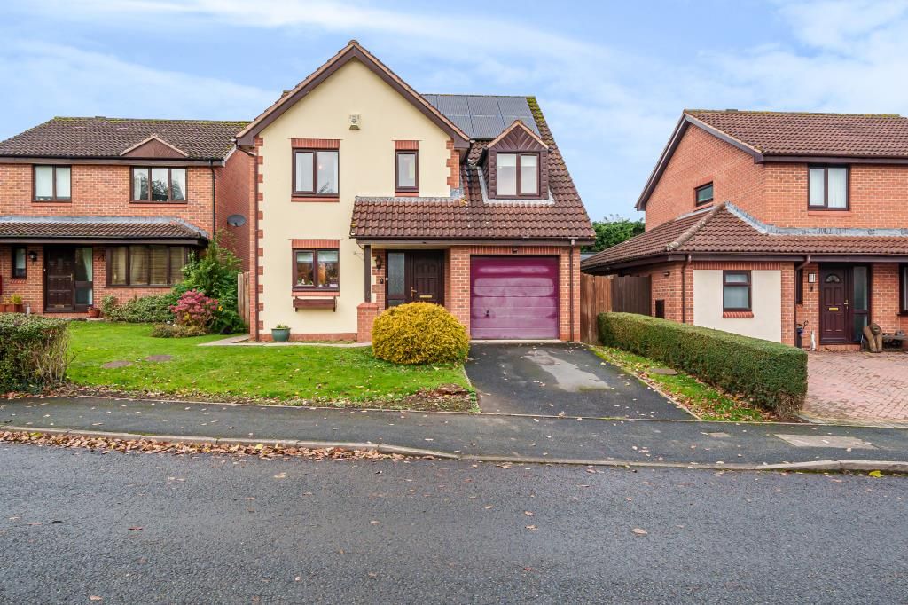 4 bed detached house for sale in Belmont, Hereford HR2, £300,000