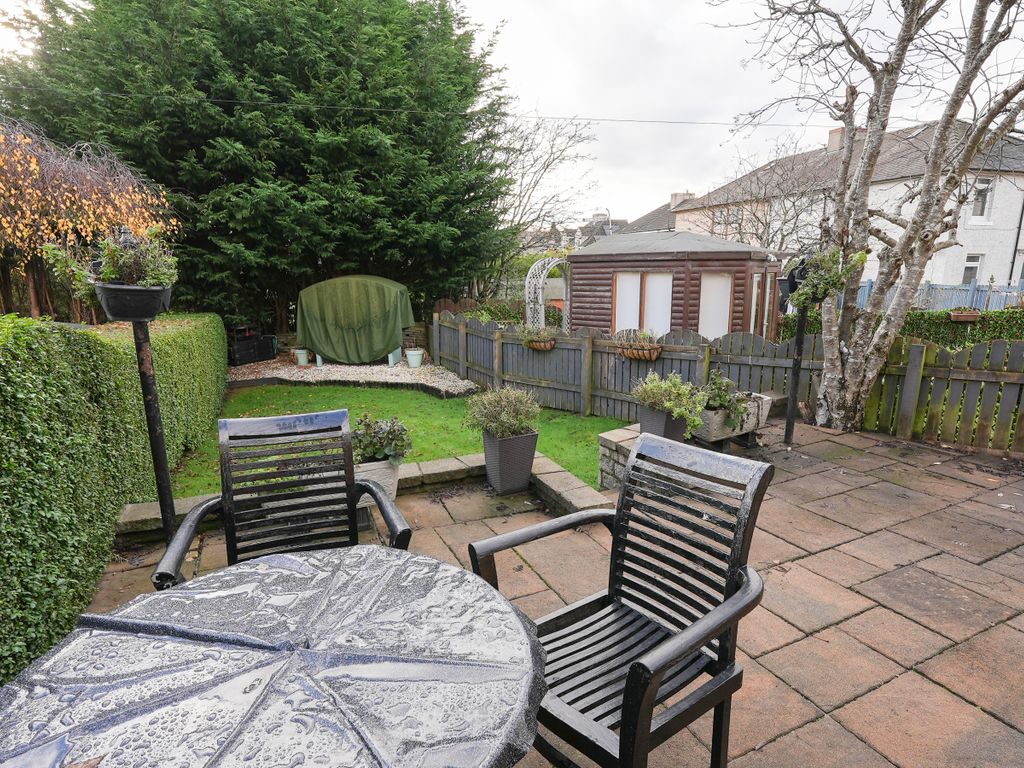 2 bed flat for sale in Mavisbank Gardens, Bellshill ML4, £95,000
