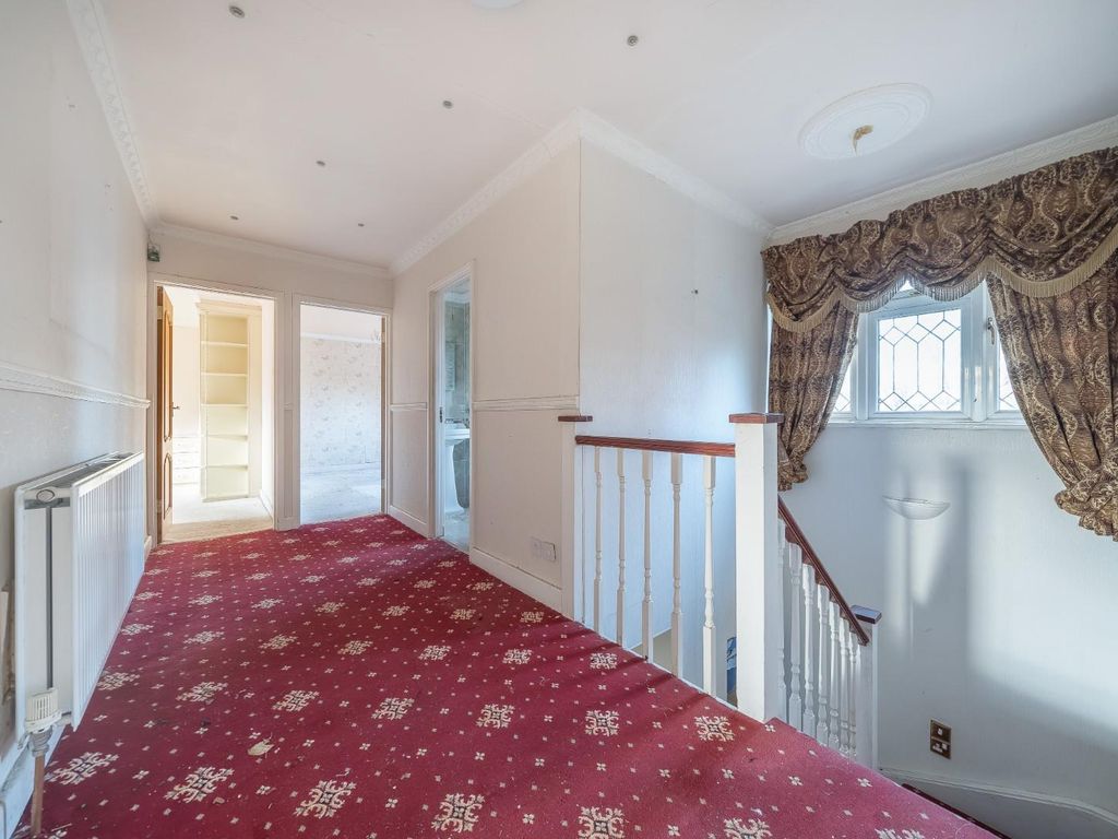 4 bed detached house for sale in Kingsford Street, Mersham, Ashford TN25, £750,000