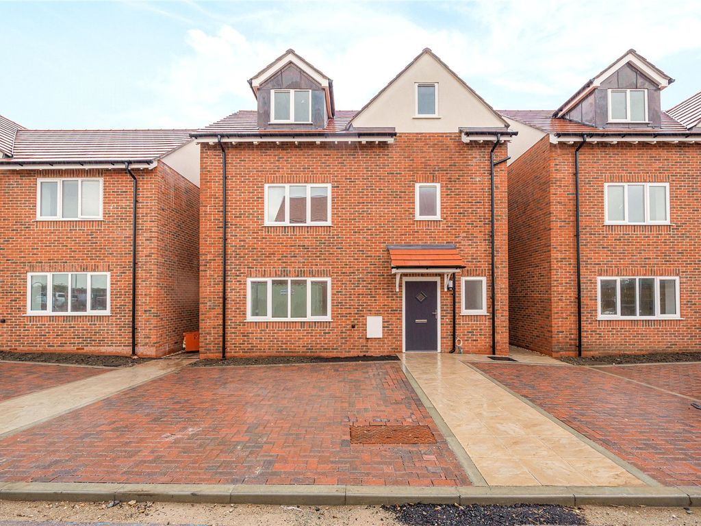 4 bed detached house for sale in Coudray Mews, Padworth, Reading, Berkshire RG7, £495,000