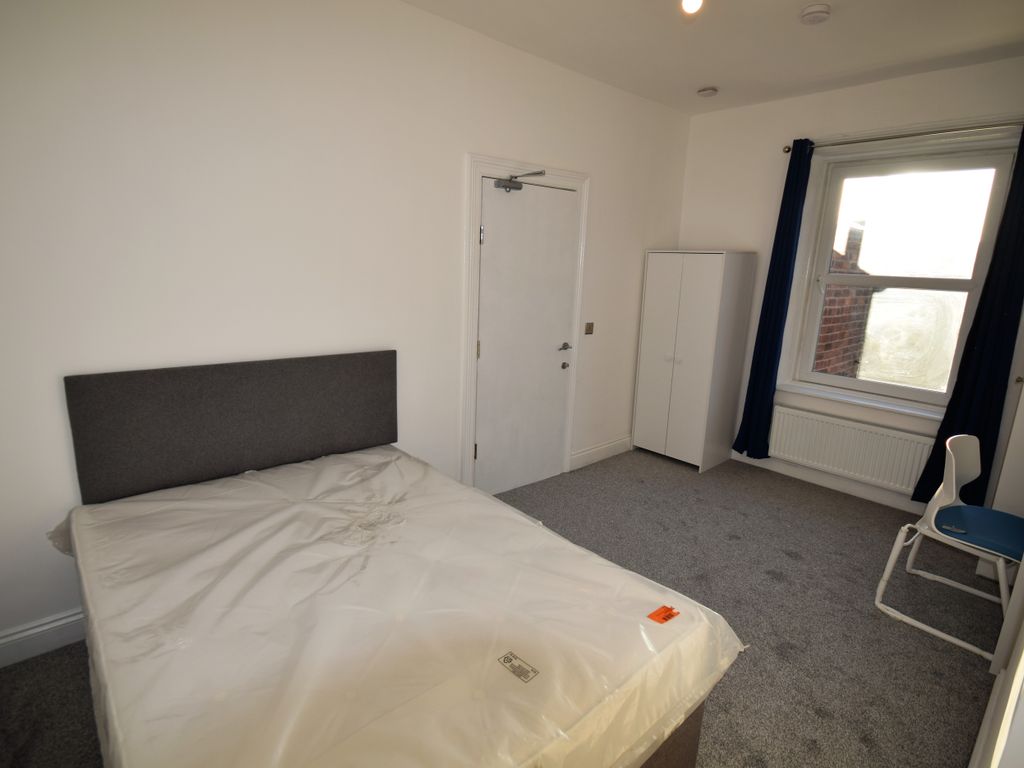 Room to rent in Flower Street, Carlisle CA1, £500 pcm