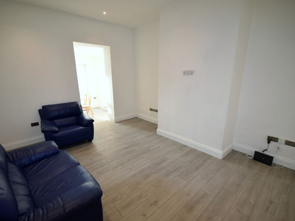 Room to rent in Flower Street, Carlisle CA1, £500 pcm