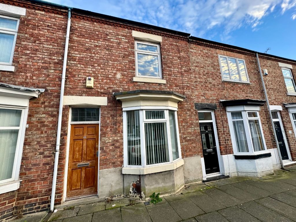2 bed terraced house to rent in Wilson Street, Darlington, Durham DL3, £600 pcm