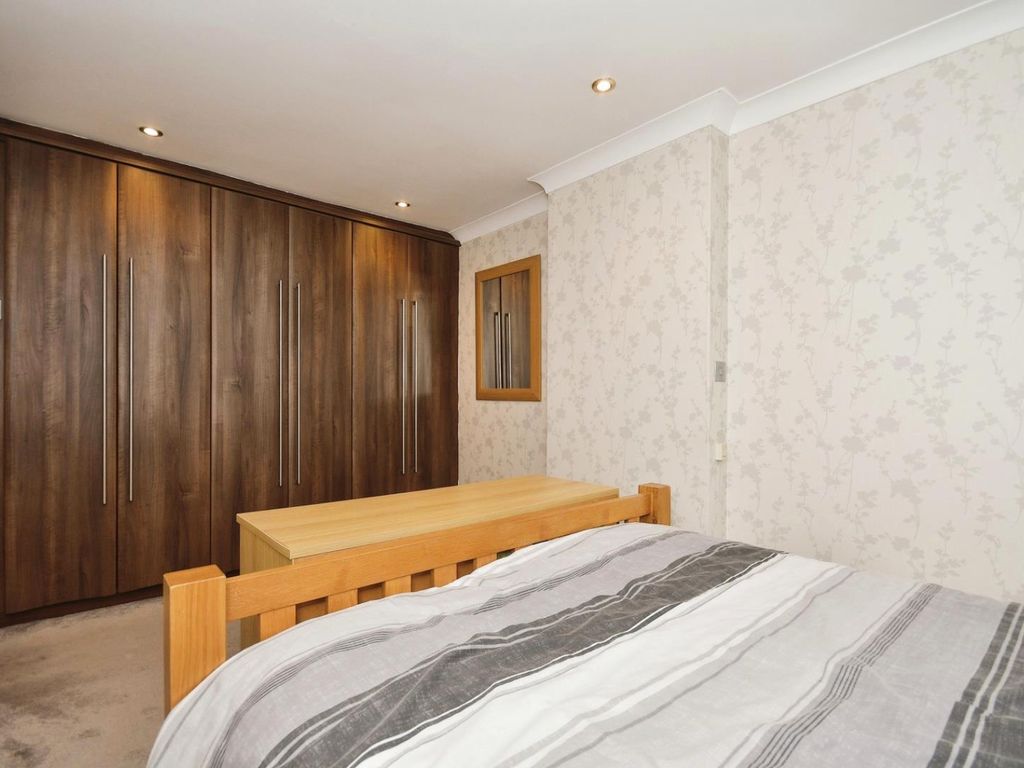 3 bed property for sale in School Lane, Norton, Sheffield S8, £320,000