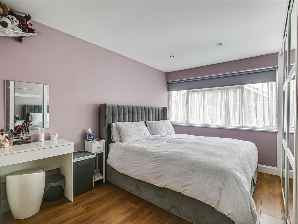 2 bed bungalow for sale in Jail Lane, Biggin Hill, Westerham TN16, £425,000