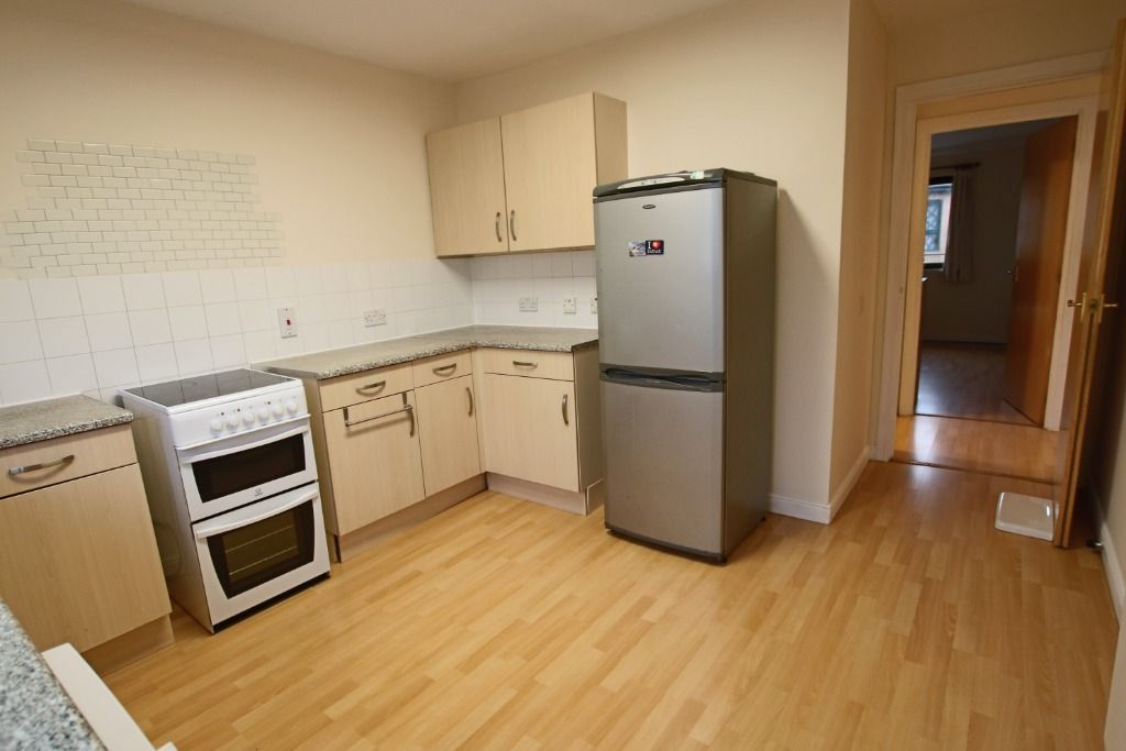 2 bed flat to rent in Allan Lane, Dundee DD1, £900 pcm
