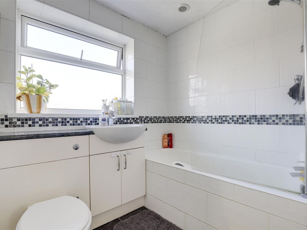 3 bed semi-detached house for sale in Fraser Square, Carlton, Nottinghamshire NG4, £225,000
