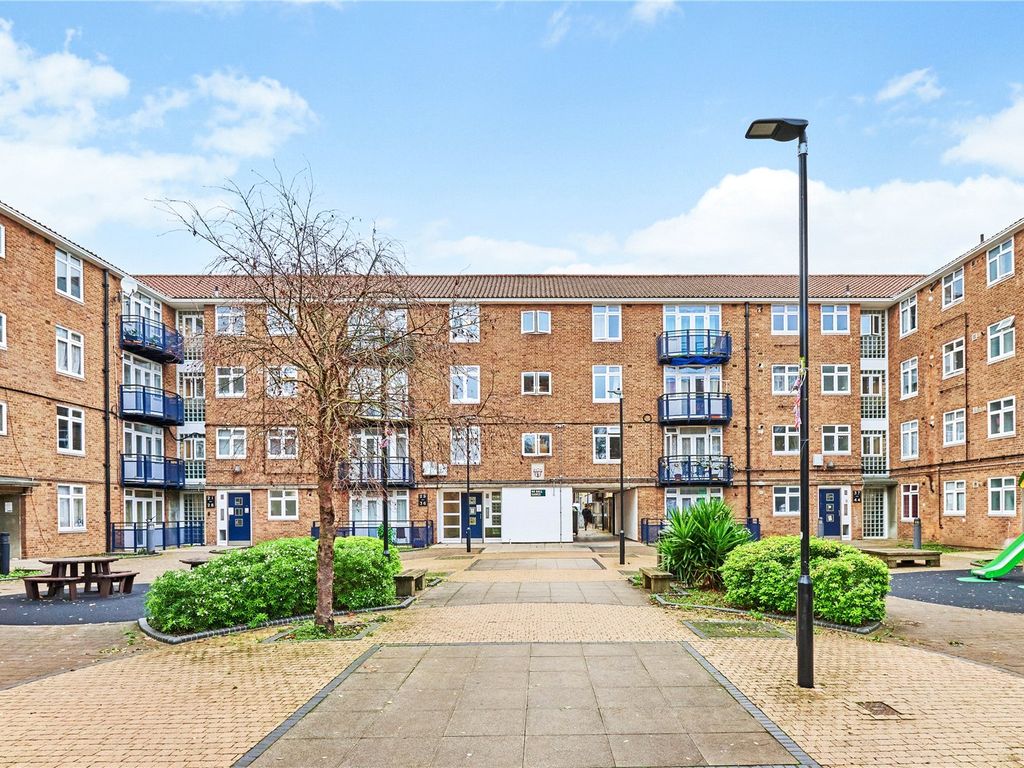 1 bed flat for sale in Brixton Road, Brixton, London SW9, £367,500