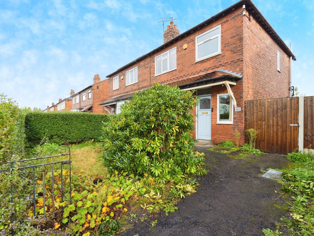 3 bed semi-detached house for sale in Lambton Road, Manchester M21, £435,000