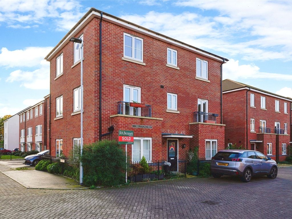 2 bed flat for sale in Brickfield Drive, Cheltenham, Gloucestershire GL51, £112,500