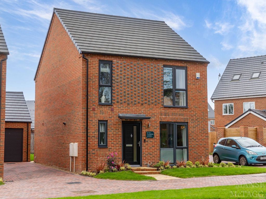 New home, 3 bed detached house for sale in Heathy Wood, Copthorne RH10, £509,995