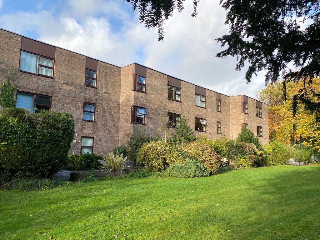 1 bed flat for sale in Goodeve Park, Hazelwood Road, Sneyd Park BS9, £240,000