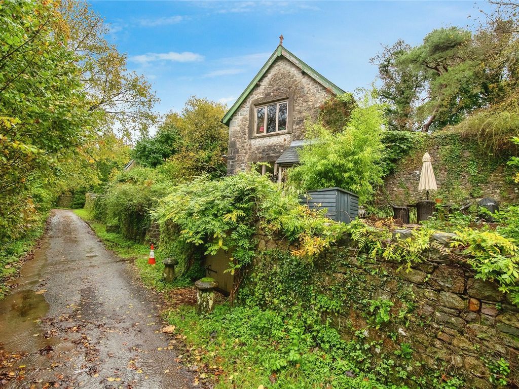 2 bed cottage for sale in Derwydd Road, Derwydd, Llandybie, Ammanford SA18, £450,000