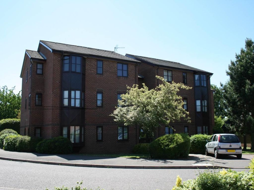 1 bed flat to rent in Poets Chase, Aylesbury HP21, £975 pcm