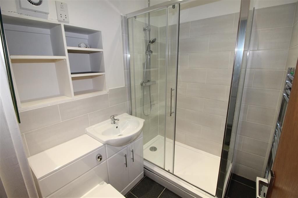 1 bed flat to rent in Jellicoe Drive, Mudeford, Christchurch, Dorset BH23, £850 pcm