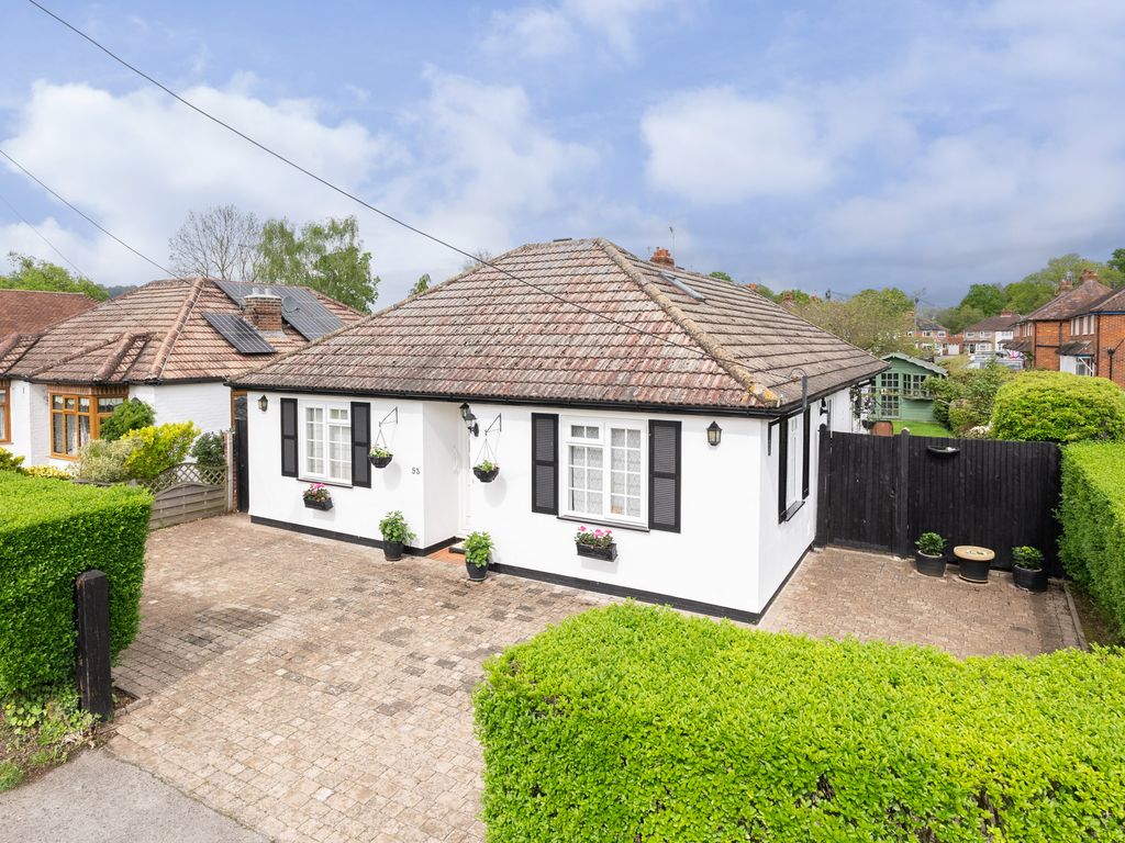 2 bed detached bungalow for sale in Wheelers Lane, Brockham, Betchworth RH3, £700,000