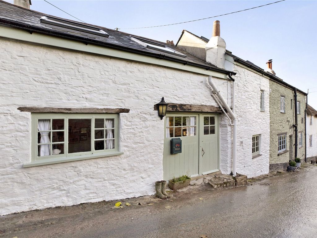 2 bed terraced house for sale in Capton, Dartmouth, Devon TQ6, £375,000