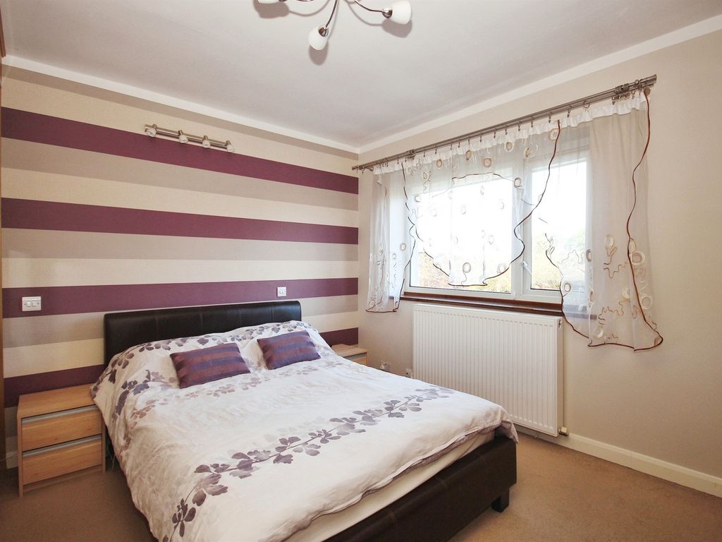 3 bed property for sale in Stretton Avenue, Willenhall, Coventry CV3, £240,000