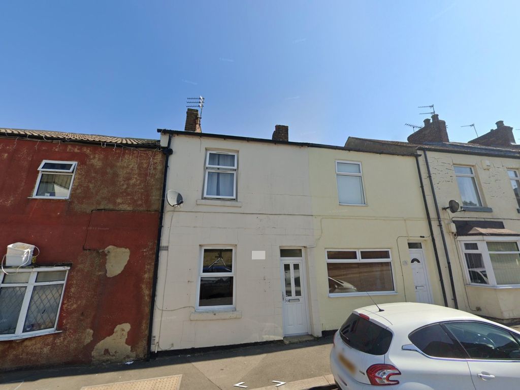 2 bed terraced house for sale in High Street, Lingdale, Saltburn-By-The-Sea, North Yorkshire TS12, £75,000