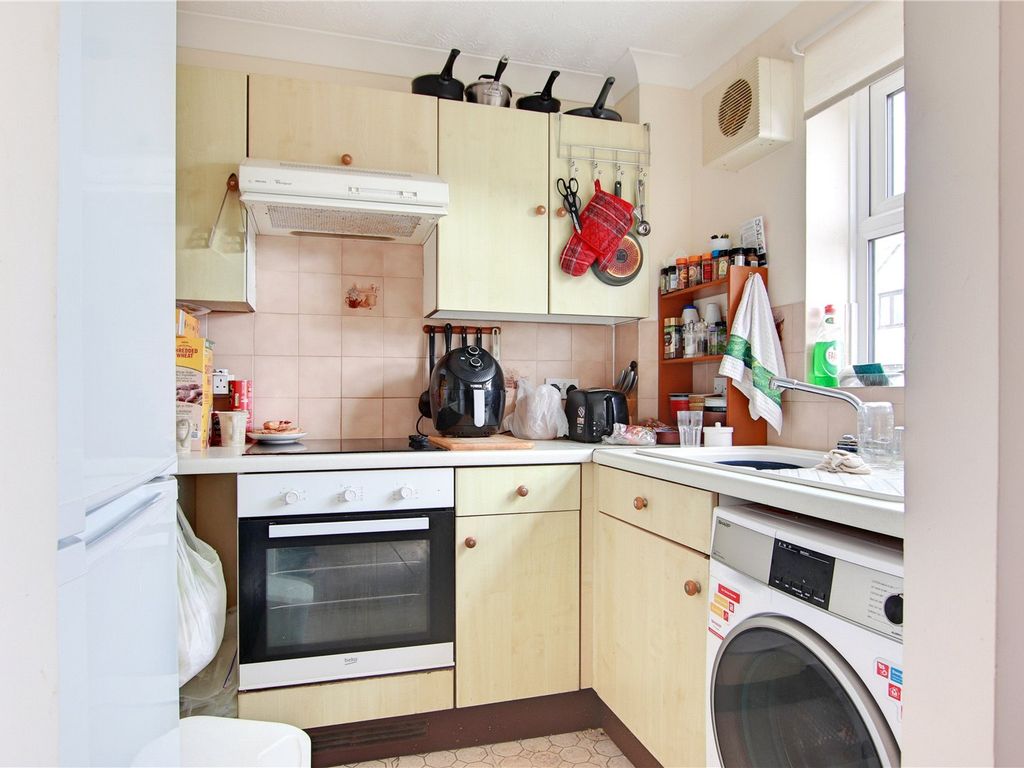 1 bed flat for sale in Pharos Quay, River Road, Littlehampton, West Sussex BN17, £160,000